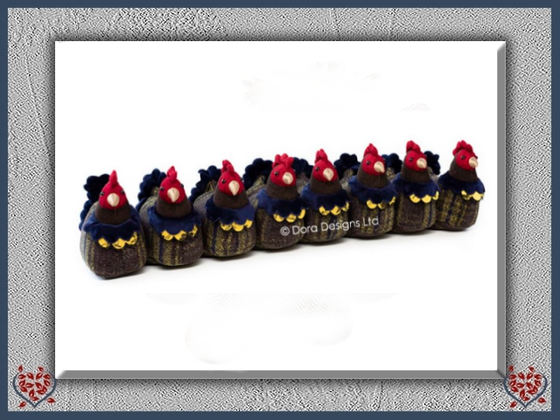 BROOD BROODING HENS DRAUGHT EXCLUDER | Doorstops & Draught Excluders