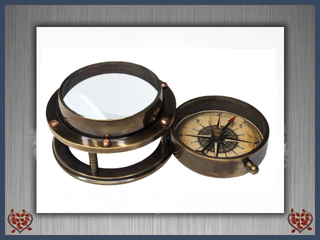 COMPASS MAGNIFYING GLASS | Men's Gifts