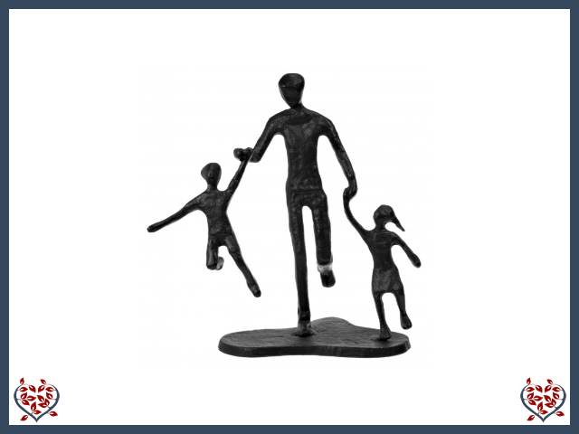 FATHER AND CHILDREN ~ METAL FIGURINE | Figurine