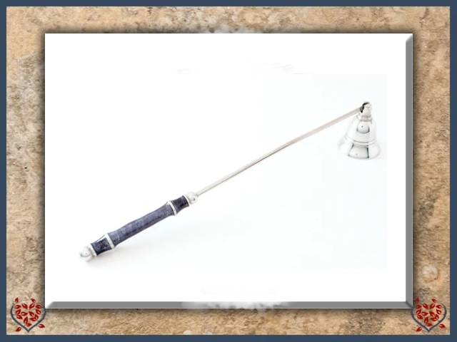 BLACK CANDLE SNUFFER | Kitchenware